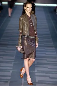 Look 18